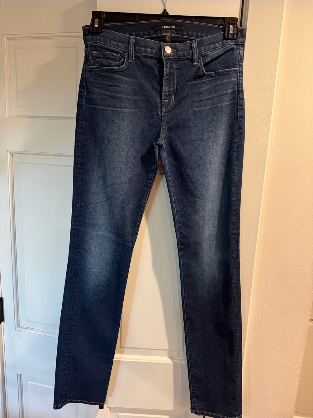 J Brand Women's Dark Blue Skinny Leg Jeans. SZ 29